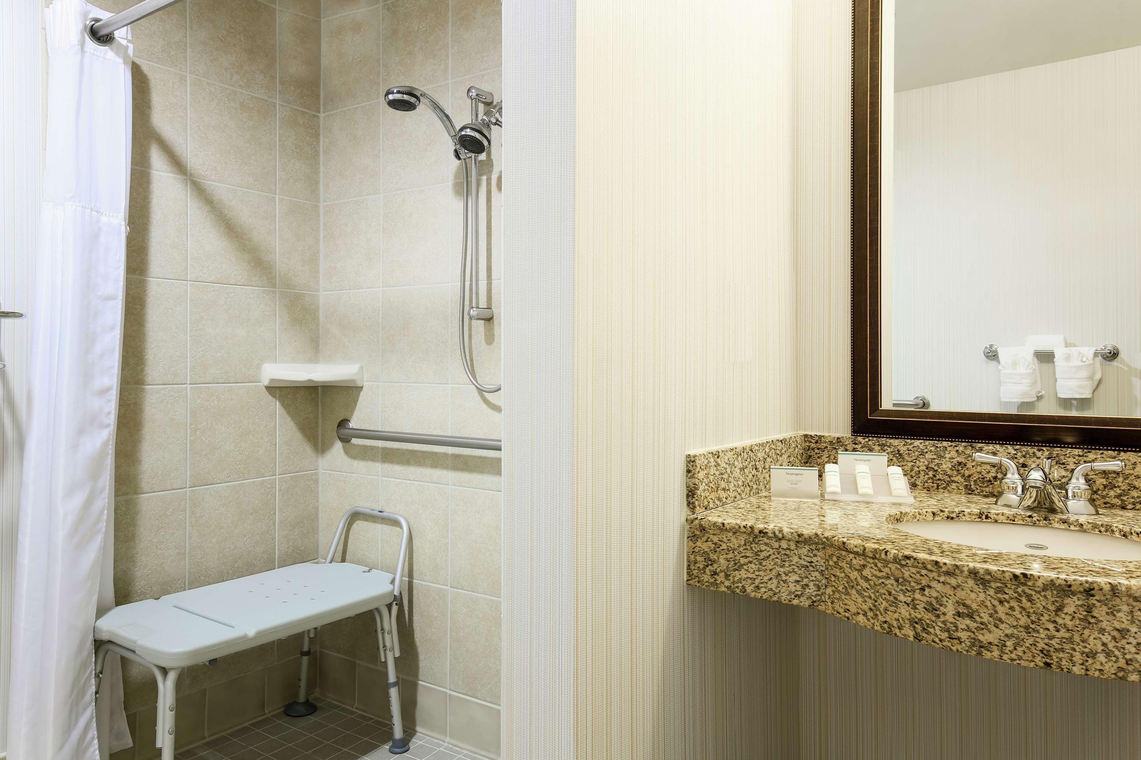 Hotel Hilton Garden Dallas Lewisville